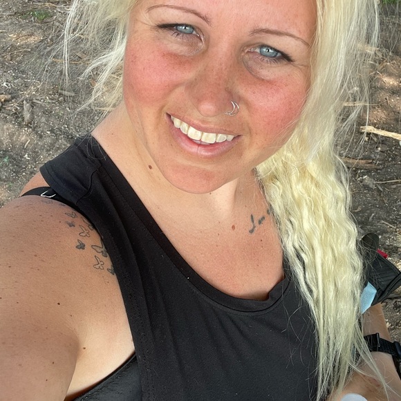 Meet your Posher, Trisha - Picture 4 of 12